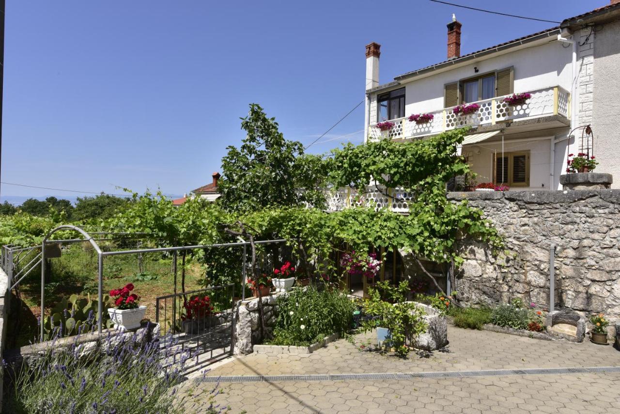 Guest House Tom Malinska Exteriér fotografie